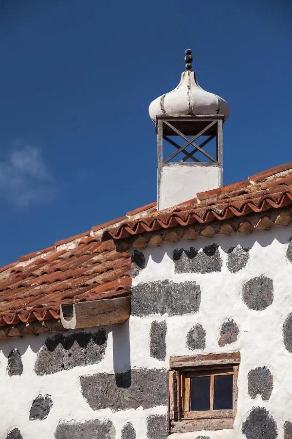 Historic Canarian House, Private Heated Infinity Pool, Bbq, Wifi + Panoramic Ocean Views Arona