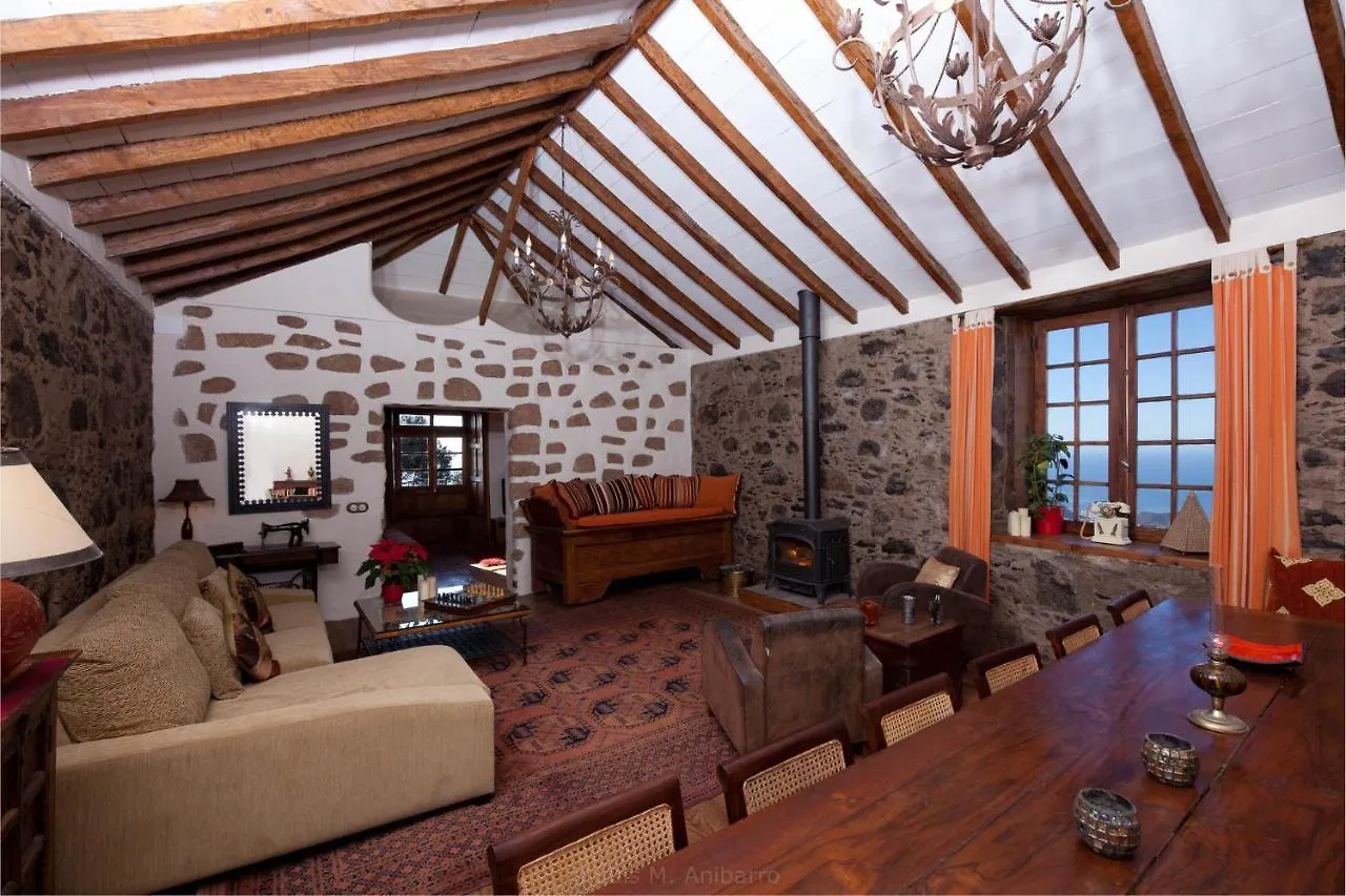 Villa Historic Canarian House, Private Heated Infinity Pool, Bbq, Wifi + Panoramic Ocean Views Arona  Spain